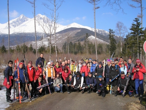 201103161243440.2011_03_12_bezkami_k_zelenemu_plesu001