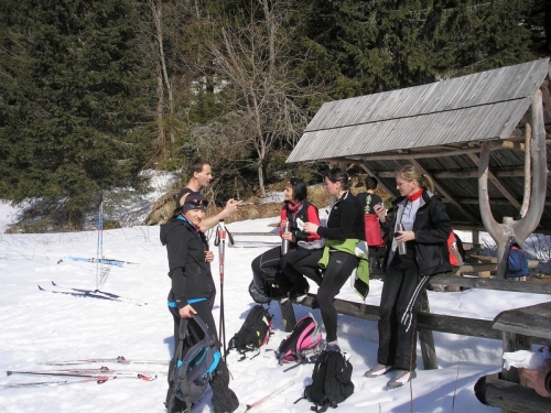201103161243440.2011_03_12_bezkami_k_zelenemu_plesu014